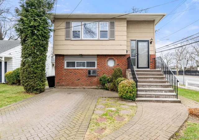 Photo 1 of Single family home for sale at 409 Barnard Ave, Hempstead, NY 11559 | MLS# 970032 | Listing updated on 2026-08-30