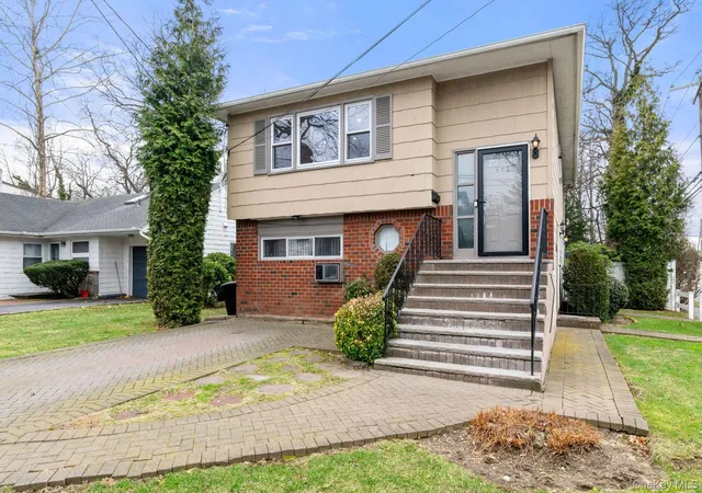 Photo 2 of Single family home for sale at 409 Barnard Ave, Hempstead, NY 11559 | MLS# 970032 | Listing updated on 2026-08-30