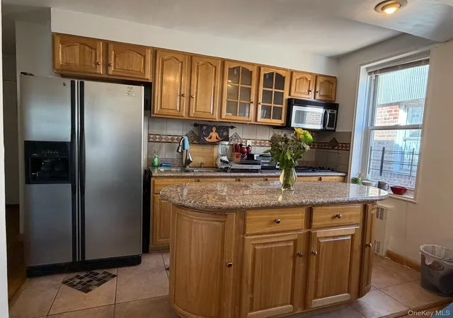 Photo 2 of Condo for sale at 84 55 Daniel St #6E, New York, NY 11435 | MLS# 970101 | Listing updated on 2026-06-10