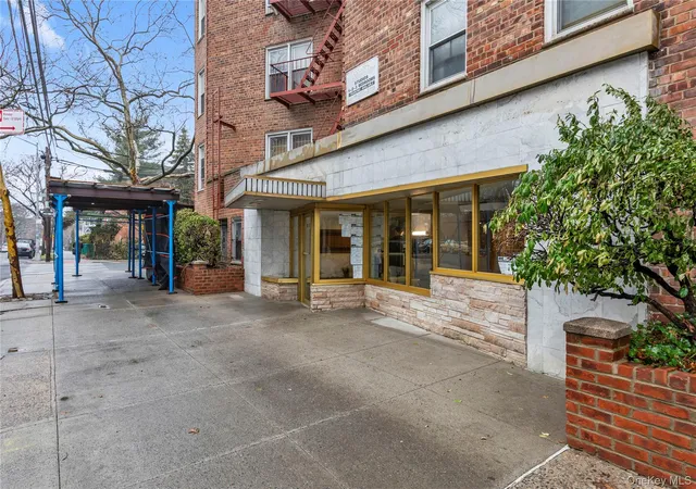 19th image of 55 05 Woodside Ave #612, New York, NY 11377 | MLS# 970123
