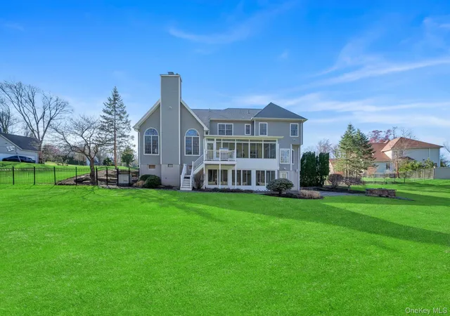2nd image of 25 Charnwood Dr, Suffern, NY 10901 | MLS# 970127