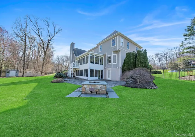 31st image of 25 Charnwood Dr, Suffern, NY 10901 | MLS# 970127