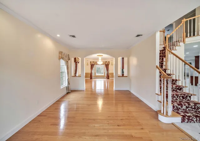 4th image of 25 Charnwood Dr, Suffern, NY 10901 | MLS# 970127