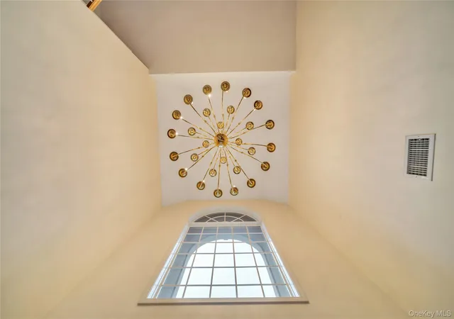 5th image of 25 Charnwood Dr, Suffern, NY 10901 | MLS# 970127