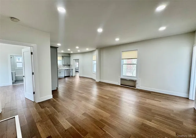 4th image of 121 W Chester St, Long Beach, NY 11561 | MLS# 970196