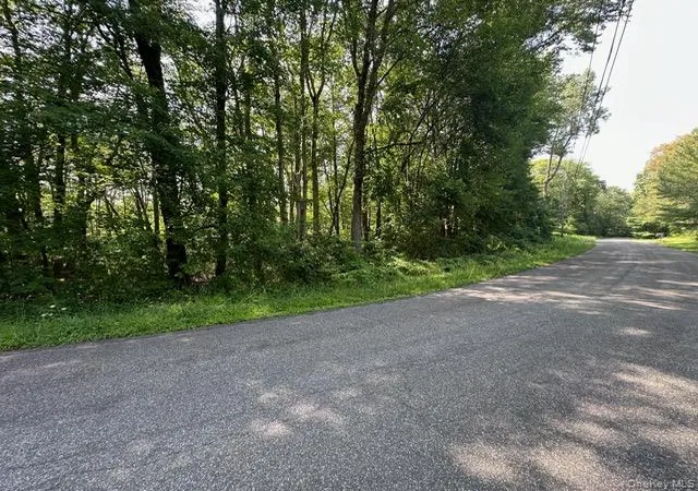 4th image of Crest Ln, Highland, NY 12528 | MLS# 970265