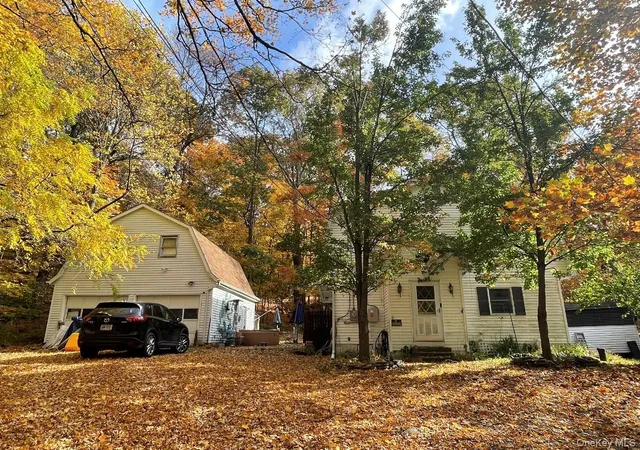 2nd image of 3 Emerald Trl, Blooming Grove, NY 10950 | MLS# 970267