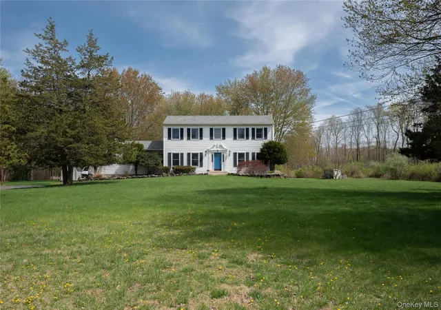 Homes for sale in East Fishkill, NY | 6 Eisenhower Ct, East Fishkill, NY 12533 | MLS# 970331