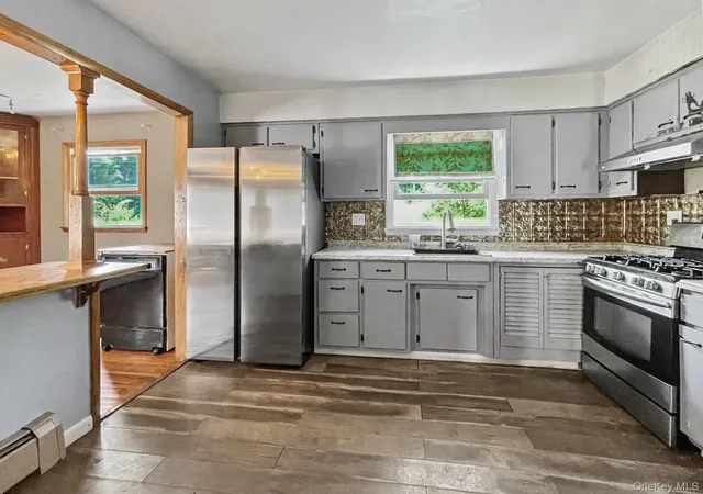 Photo 4 of Single family home for sale at 225 Monhagen Ave, Middletown, NY 10940 | MLS# 970343 | Listing updated on 2026-10-31