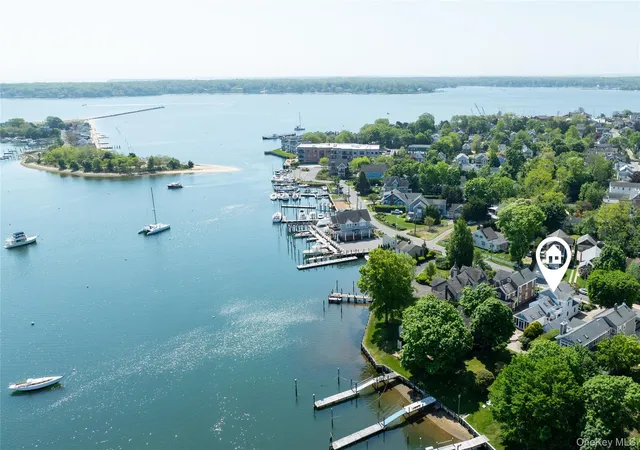 1st image of 168 Sterling St, Southold, NY 11944 | MLS# 970395