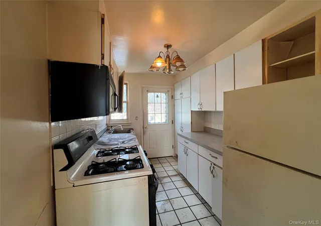 5th image of 101 Carpenter Ave #1B, Mount Kisco, NY 10549 | MLS# 970400