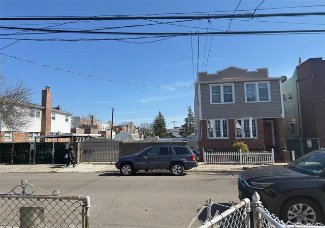 Photo 1 of Mansion for sale at 136 15 Whitelaw St, Ozone Park, NY 11417 | MLS# 970453 | Listing updated on 2026-09-19