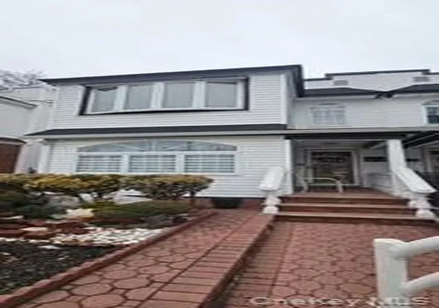 3rd image of 9317 123Rd St, South Richmond Hill, NY 11419 | MLS# 970523