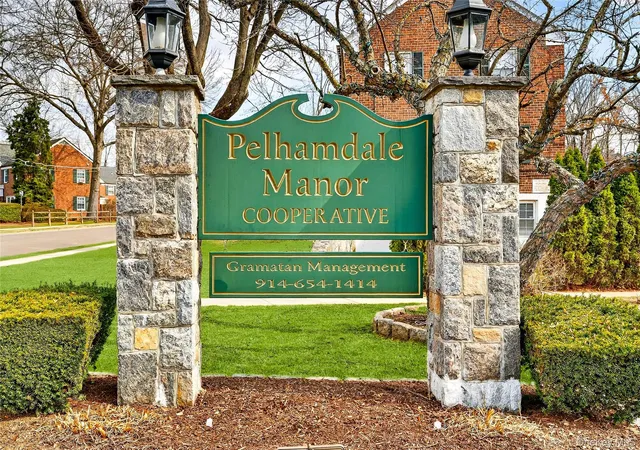 1st image of 66 Robins Crescent #66, New Rochelle, NY 10801 | MLS# 970542
