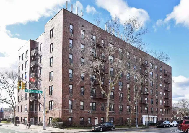 Condo for sale at 15272 Melbourne Ave #2G, New York, NY 11367 | MLS# 970563