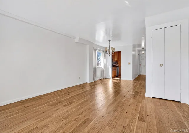 2nd image of 150 Glenwood Ave #F5, Yonkers, NY 10703 | MLS# 970572