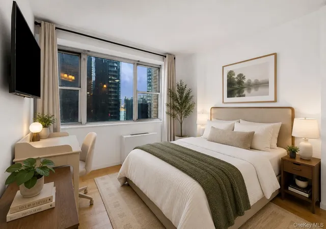 2nd image of 300 E 40 St #12E, New York, NY 10016 | MLS# 970582