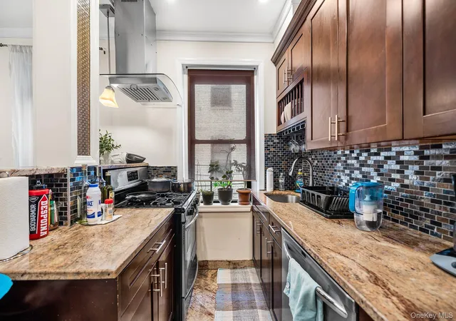 5th image of 2137 33Rd St #3C, Astoria, NY 11105 | MLS# 970667