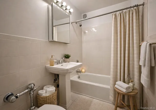 5th image of 100-25 Queens Blvd #5G, New York, NY 11375 | MLS# 970690