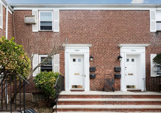 3rd image of 263-28 73Rd Ave #1st Fl, New York, NY 11004 | MLS# 970746