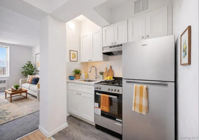 Photo 2 of Sale Pending at 50 22 40th Street #4D, New York, NY 11104 | MLS# 970772 | Listing updated on 2026-07-31