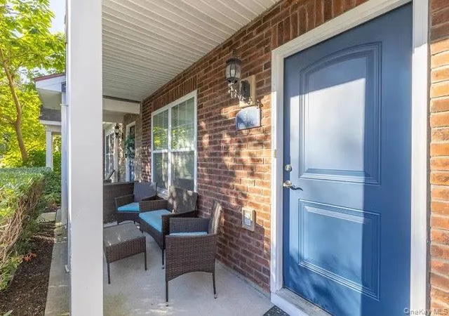 2nd image of 31 Barley Ln, Patchogue, NY 11772