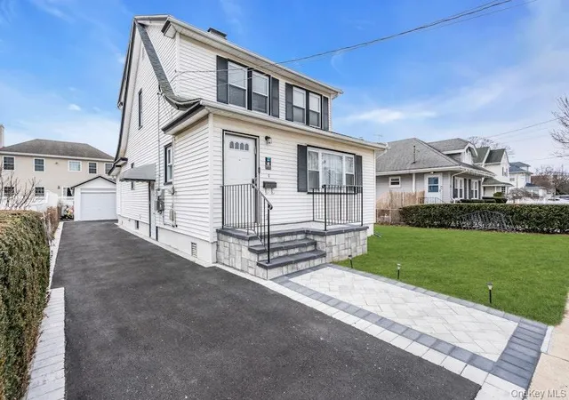 Photo 2 of Sale Pending at 41 Jerome Ave, Mineola, NY 11501 | MLS# 970962 | Listing updated on 2026-07-01