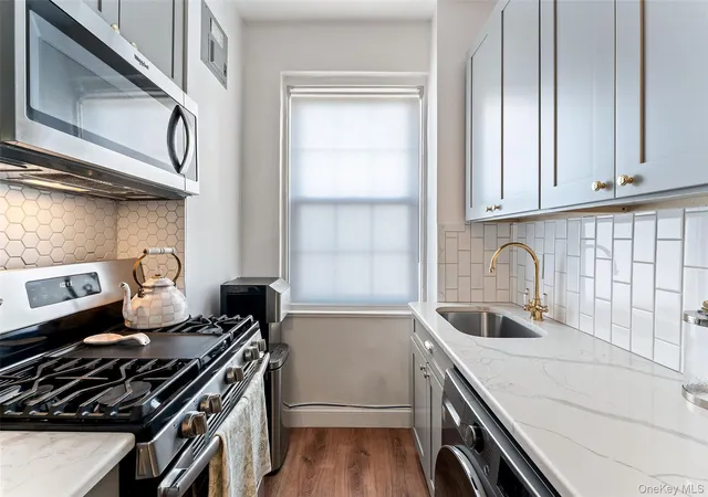 Photo 3 of Condo for sale at 840 Bronx River Rd #5B, Yonkers, NY 10708 | MLS# 970998 | Listing updated on 2026-08-27