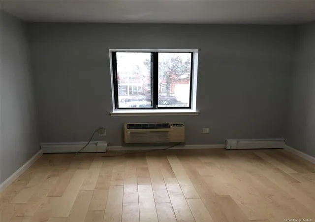 Listing Photo 4 - Condo for sale in building located at 25-28 120Th St, New York, NY 11354 - Unit #C2B