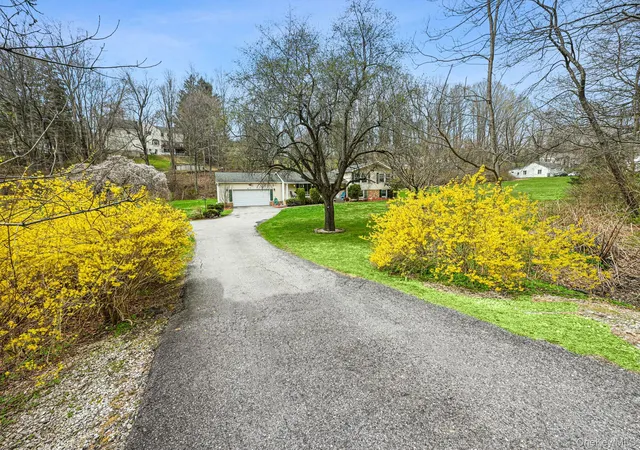 4th image of 77 Hill St, Carmel, NY 10541 | MLS# 971058