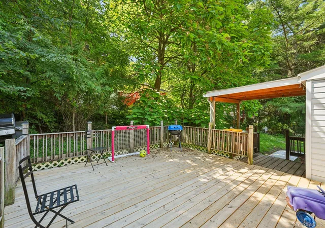5th image of 1 Whippoorwill Trl, Blooming Grove, NY 10950 | MLS# 971104