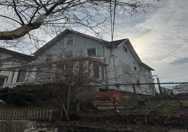 3rd image of 42 Union Ave, Mount Vernon, NY 10550 | MLS# 971139