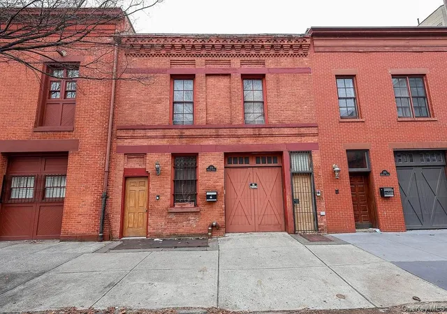 Photo 1 of Sale Pending at 304 Waverly Ave, New York, NY 11205 | MLS# 971142 | Listing updated on 2026-04-26