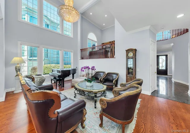 Photo 4 of Single family home for sale at 58 Stone Hl Dr S, Manhasset, NY 11030 | MLS# 971255 | Listing updated on 2026-09-16