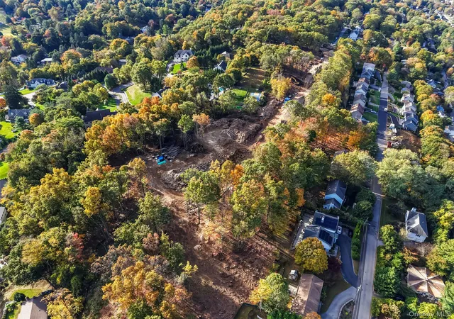 Photo 3 of Single family home for sale at 1 Stella Rd, Thornwood, NY 10594 | MLS# 971261 | Listing updated on 2026-04-16