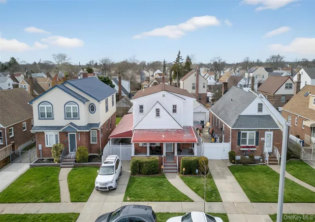 Photo 2 of Single family home for sale at 120 30 226th Street, New York, NY 11411 | MLS# 971275 | Listing updated on 2026-06-10