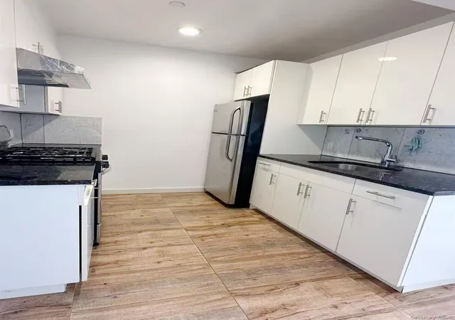 2nd image of 818 60th St #6B, New York, NY 11220 | MLS# 971316