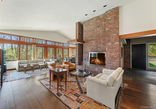 Photo 3 of Sale Pending at 98 Cushman Rd, Scarsdale, NY 10583 | MLS# 971358 | Listing updated on 2026-06-30