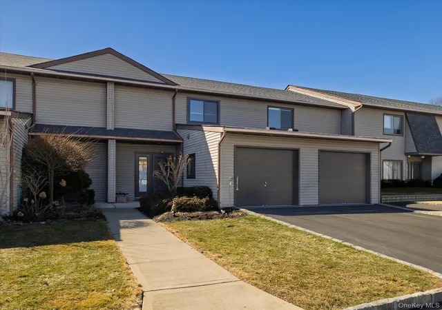 Sale Pending at 100 Daly Blvd #408, Hempstead, NY 11572 | MLS# 971361 | Listing updated on 2026-08-14
