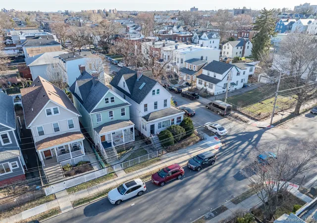 4th image of 164 W 2St St, Mount Vernon, NY 10550 | MLS# 971366