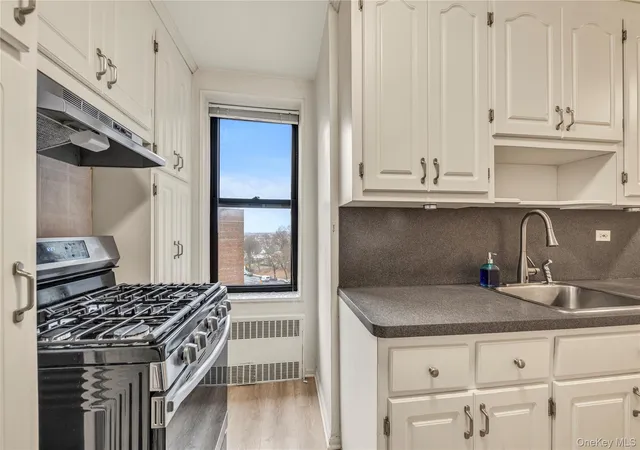 3rd image of 83-75 Woodhaven Boulevard #6U, New York, NY 11421 | MLS# 971379