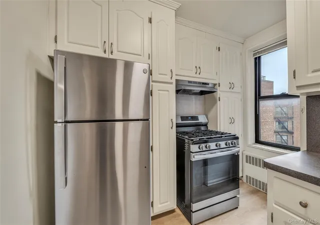 5th image of 83-75 Woodhaven Boulevard #6U, New York, NY 11421 | MLS# 971379