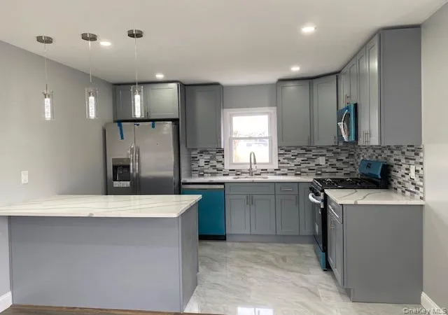 2nd image of 8 Grant Ave, Brentwood, NY 11717 | MLS# 971464