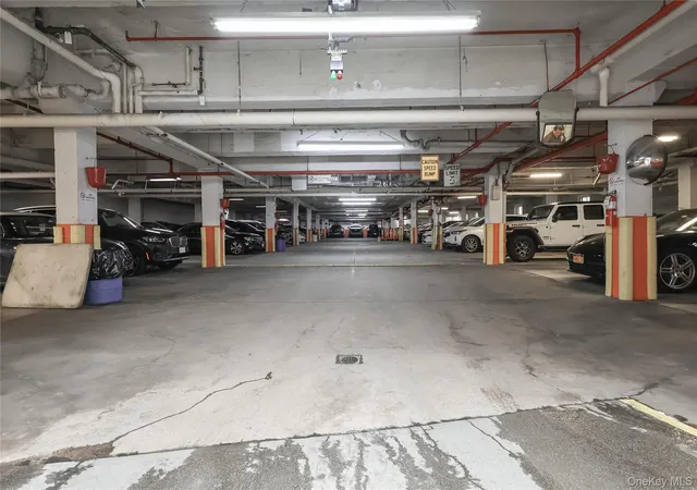 2nd image of 67-38 108Th St, Forest Hills, NY 11375