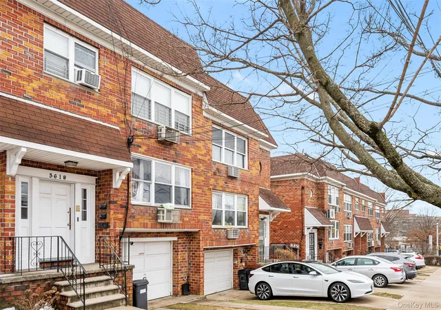 Photo 2 of Condo for sale at 56 18 Cloverdale Blvd, Oakland Gardens, NY 11364 | MLS# 971508 | Listing updated on 2026-08-25