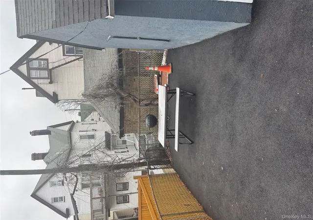 3rd image of 302 S 5Th Ave, Mount Vernon, NY 10550 | MLS# 971533