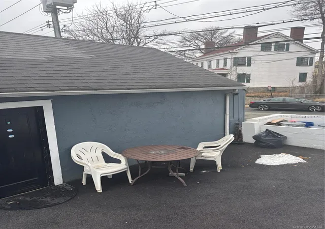 Photo 4 of House for sale at 302 S 5th Avenue, Mount Vernon, NY 10550 | MLS# 971533 | Listing updated on 2026-10-17