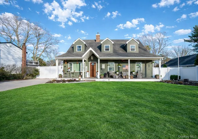2nd image of 67 Sheldon St, Islip, NY 11722 | MLS# 971554