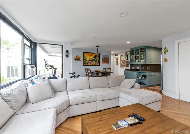 3rd image of 9-05 162Nd St, New York, NY 11357