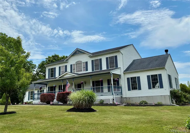 2nd image of 24 Sesame St, New Windsor, NY 12575 | MLS# 971635